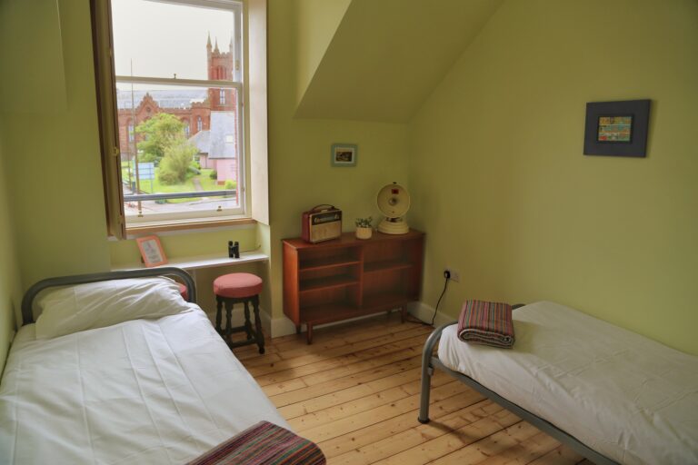 The Dolphin Inn Twin Room