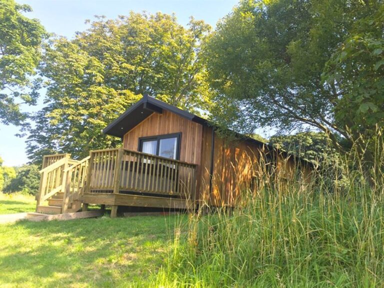 Lobge by the Lake Exterior Visit East Lothian 768x576