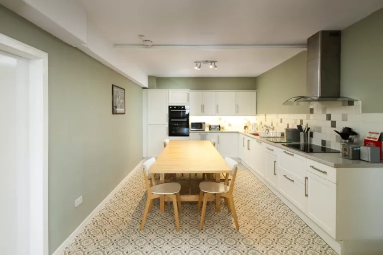 Whatton Cottage 1 768x512